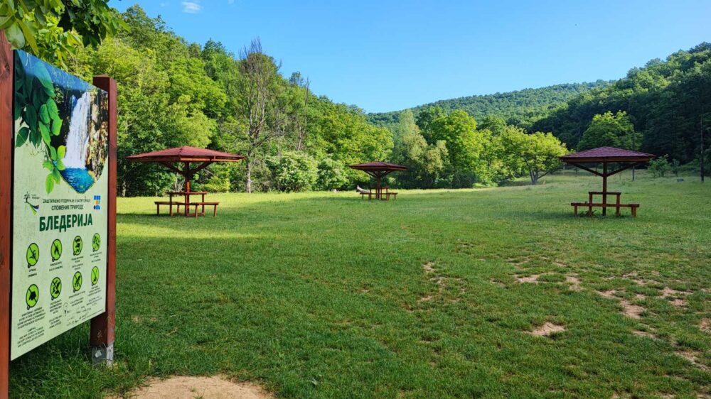 Vodopad Blederija kod Kladova, smaragd istočne Srbije u čijoj okolini raste 78 vrsta lekovitog bilja 4 Vodopad Blederija kod Kladova, smaragd istočne Srbije u čijoj okolini raste 78 vrsta lekovitog bilja 4