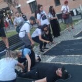 Opcrtajte se, spasite se: ReKapitulacija tridesetogodišnjeg umetničkog i antiratnog delanja novosadske grupe Led Art 3