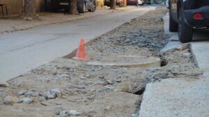 "Dakar reli" na vranjskim ulicama: Rupe, pesak i prašina 6