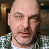 "Dobri duh": Održana promocija zbirke tekstova Denisa Kolundžije u Novom Sadu 8