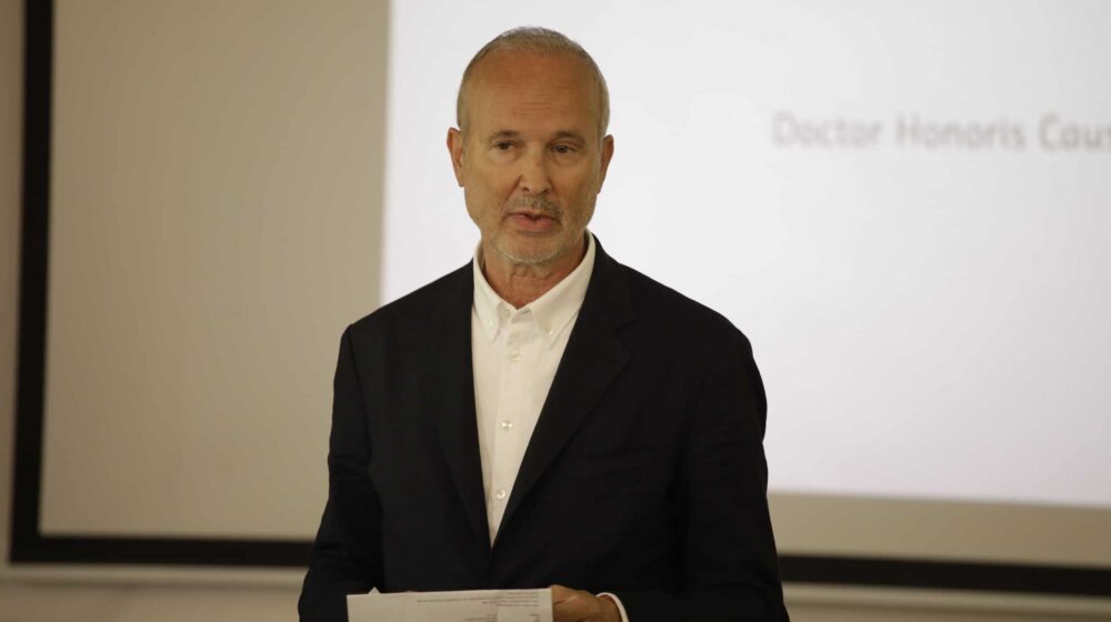 Austrijskom umetniku Ervinu Vurmu dodeljen počasni doktorat Univerziteta umetnosti u Beogradu 1