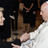 Fon der Lajen sa papom Franjom o ratu u Ukrajini i krizi sa hranom 5