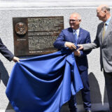 Goran Vesic, Kristofer Hil