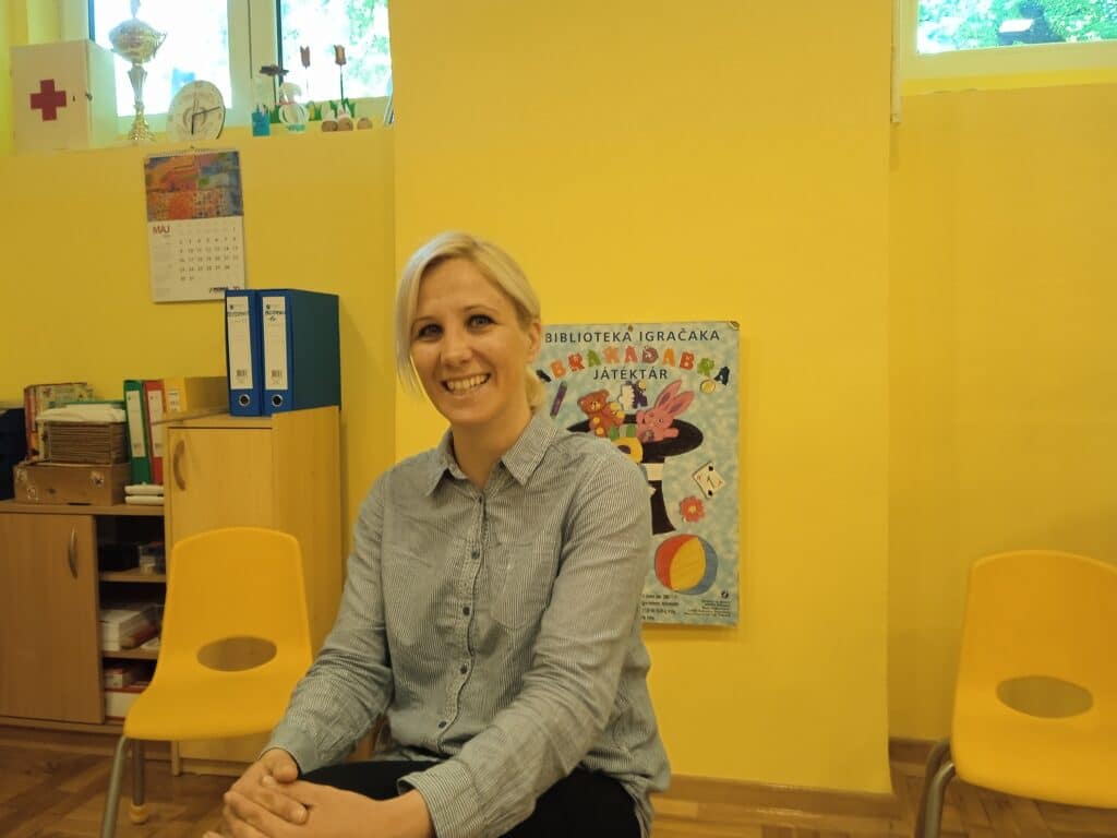 Simboličnim poklonima do višeg cilja: Članovi subotičkog Udruženja "ZaJedno" izrađuju sapune i sveće s prazničnim motivima 2 Simboličnim poklonima do višeg cilja: Članovi subotičkog Udruženja "ZaJedno" izrađuju sapune i sveće s prazničnim motivima 2