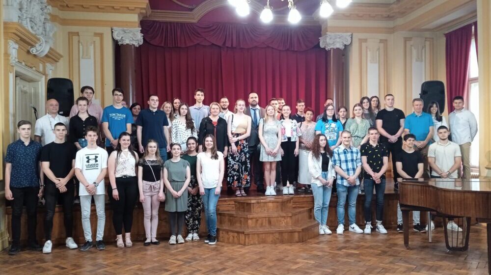 Subotički gimnazijalci pobrali nagrade na republičkim takmičenjima 1