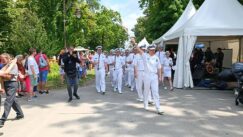 Proslava Dana policije Vulin na obeležavanju Dana MUP-a i Dana policije: Država će vas opremiti i naoružati, ali čast da vam da ne može (FOTO) 21