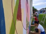 Subotičke umetnice naslikale mural koji prečišćava vazduh 9