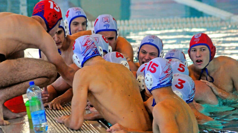 Sedmorica vaterpolista kragujevačkog Radničkog u juniorskoj reprezentaciji 1