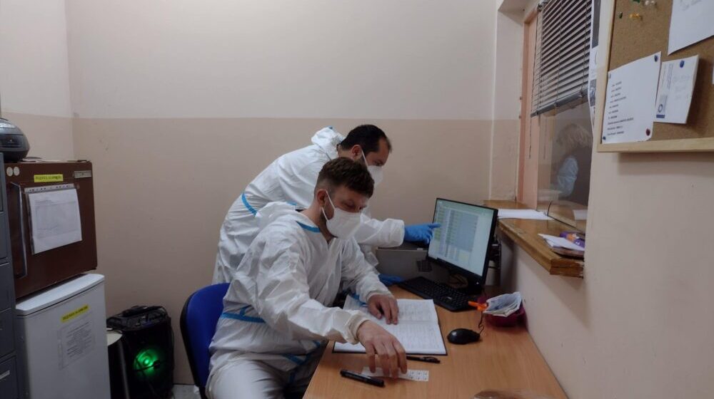 Porast broja obolelih od kovida u Kragujevcu i Šumadiji 1