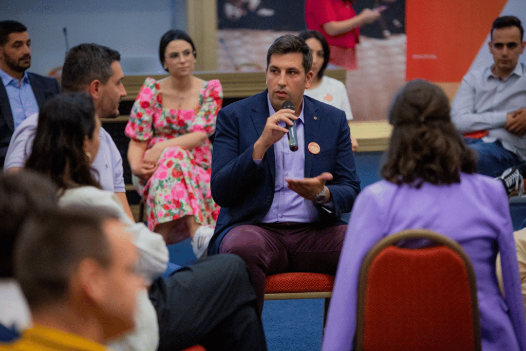 Kragujevac: Narodni poslanik Nikola Nešić na Samitu demokratije jugoistične Evrope 2 Kragujevac: Narodni poslanik Nikola Nešić na Samitu demokratije jugoistične Evrope 2