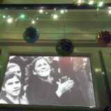 Napadnut Društveni centar “Oktobar”: Grupa muškaraca udarala vrata i prozore 1