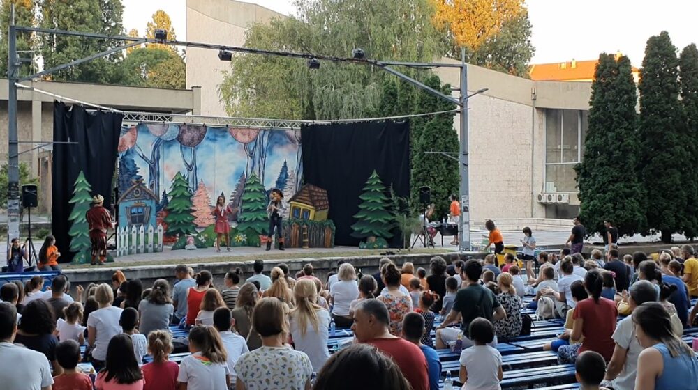 Treće pozorišno leto za decu na letnjoj sceni Doma kulture "Studentski grad" 1