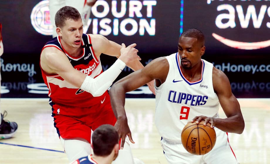 Virtus, Miloša Teodosića, želi Serža Ibaku 1