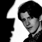 Preminuo osamnaestogodišnji glumac iz serije „Okružen mrtvima“ 1