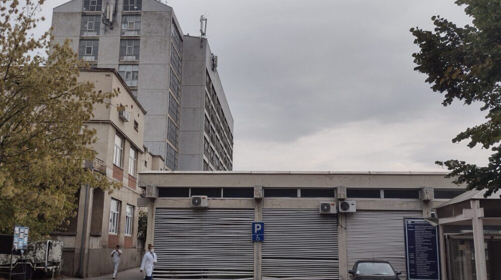 UKC Kragujevac: Napuštena beba u dobrom zdravstvenom stanju 1