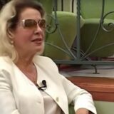 Vera Čukić prilikom uručenja 'Zlatnog pečata': Ova nagrada u meni budi mnoga sećanja i sentimentalno me potresa 7