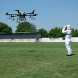 Sremska Mitrovica: Prikazane mogućnosti agrodrona za tretmane fudbalskih terena 1