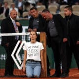 Ekološka aktivistkinja prekinula polufinale Rolan Garosa (VIDEO) 3