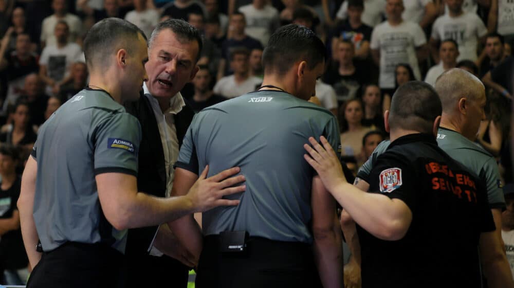 KK Crvena zvezda: Kažite nam da „moramo“ da „pokrijemo“ sezonu najtrofejnijem treneru 1