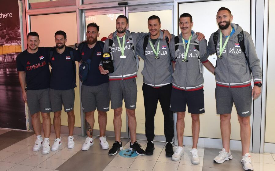 Svetski šampioni stigli u Beograd 1