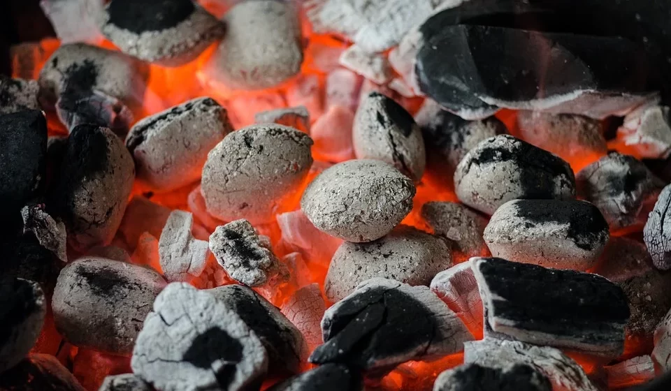 U Švajcarskoj povređeno 25 ljudi posle hodanja po žaru 1