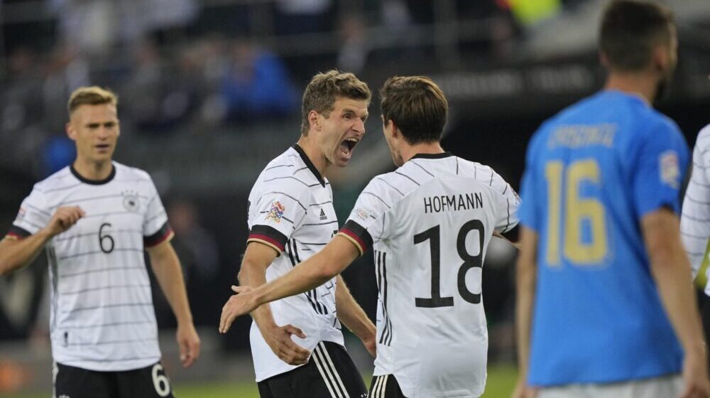 Nemačka ubedljiva protiv Italije, a Mađarska protiv Engleske za prvo mesto u grupi 1