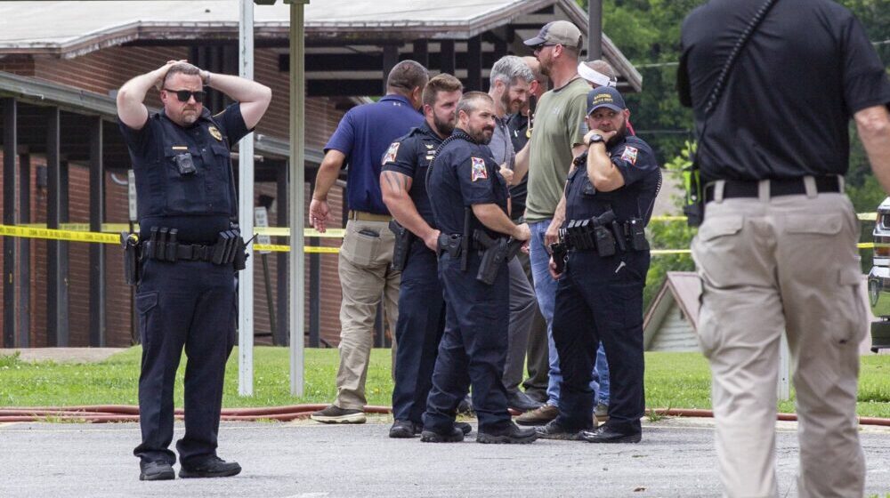 U oružanom napadu u Alabami dve osobe ubijene, jedna povređena 1