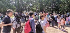 Protesti u Nišu: Humanitarni parking deci donosi zagađenje i buku 2 Protesti u Nišu: Humanitarni parking deci donosi zagađenje i buku 2