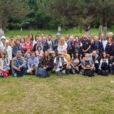 Foto safari u Jaši Tomiću okupiće fotografe iz regiona i cele Srbije: Ukrajinska porodica šije kostime za modele 7