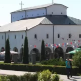 U Pravoslavnoj crkvi "Svete Trojice" u Vranju vandali oštetili 20 ikona sprejem 5