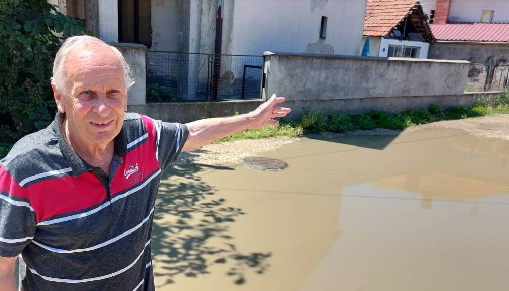 "Posle kiše napravi se jezero, a gde ima jezera tu je i riba. Tako smo počeli da pecamo nasred ulice": Muke Zaječaraca iz Sarajevske 4