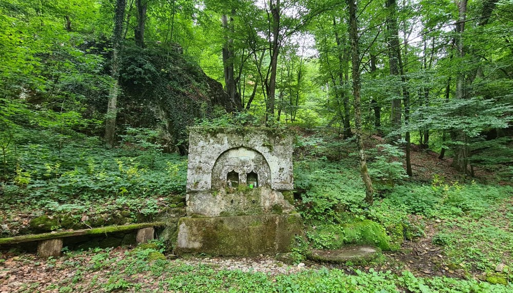 Misterija manastira Krepičevac u klisuri Radovanske reke nedaleko od Zaječara 3