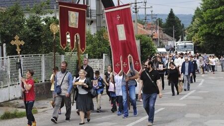 Negotin: Spasovdanska litija 1