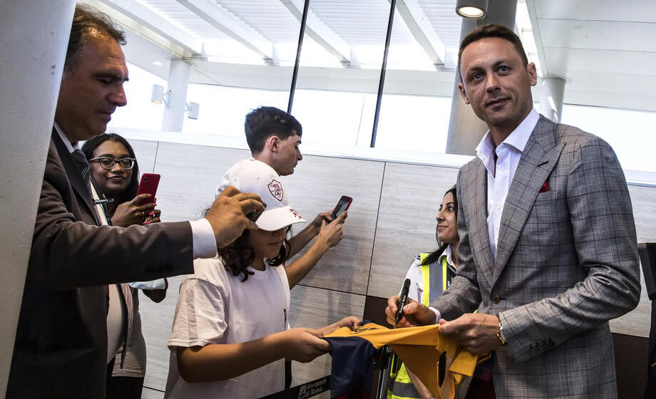Nemanja Matić stigao u Rim, sa Romom potpisuje jednogodišnji ugovor (VIDEO) 1