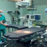 Novi ortopedski sto stigao u OB Šabac: Kraće liste čekanja za ugradnju proteze kuka i kolena 4
