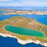 Jezero sa pogledom na more na samo sedam sati od Beograda: Leti dostiže temperaturu od 33 stepena, a tek šta sve u njemu živi 13