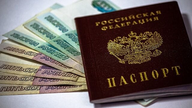 Moskovski mediji: Više od 10.000 stanovnika Hersonske oblasti podnelo zahtev za rusko državljanstvo 1