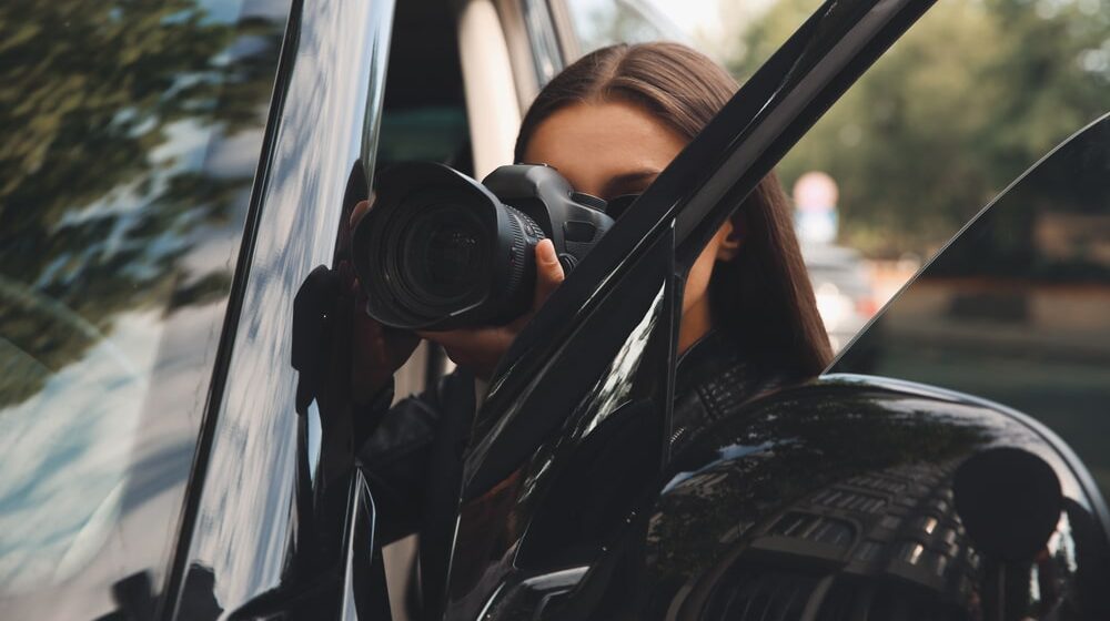 Firme sve više angažuju i privatne detektive da prate zaposlene na bolovanju: Koja su prava radnika i gde je "crvena linija"? 1