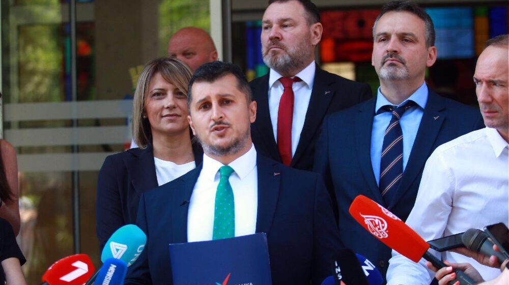 Pavlović uoči sednice Skupštine grada Beograda: Nećemo podržati izbor lažnog doktora Šapića 1