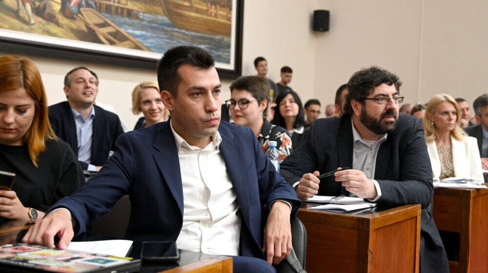 Dobrica Veselinović o zakazivanju sednice na zahtev opozicije za 29. novembar: SNS i SPS se verovatno neće pojaviti i zbeći će razgovor o velikim problemima 1