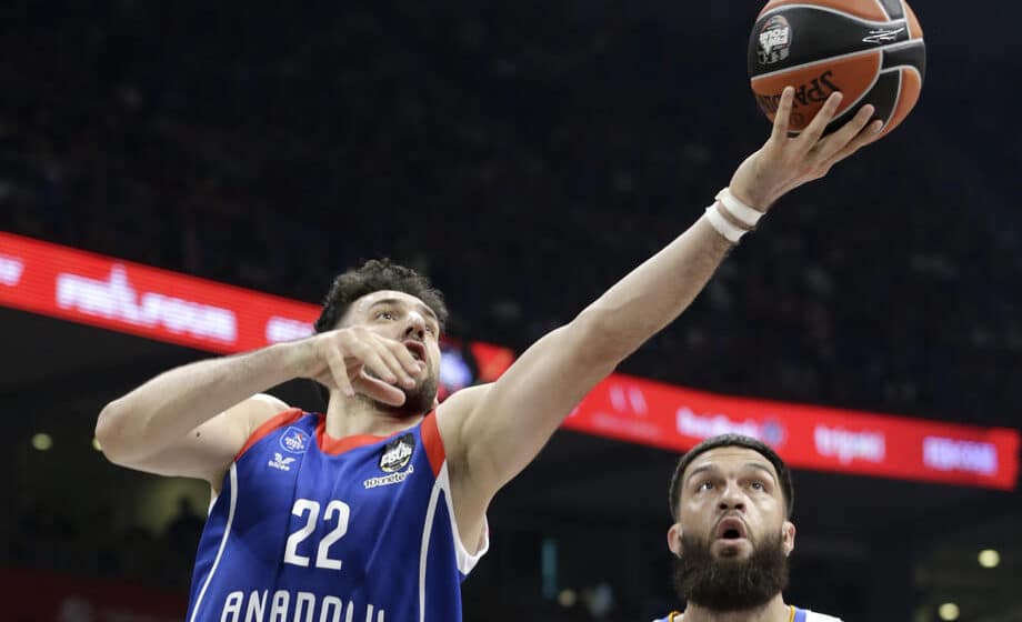 Micić nije teže povređen, igraće u finalu protiv Fenerbahčea 1