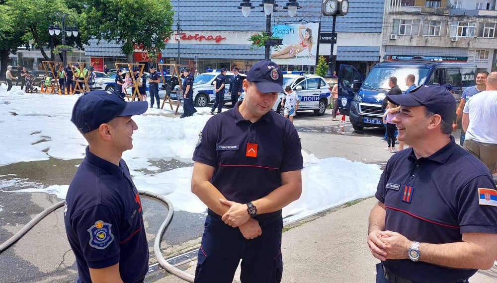 Dete je bilo bez svesti: Vatrogasci Lalić i Trifunović zaječarski heroji 2