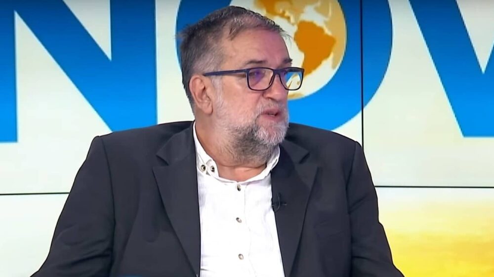Priča o stalnoj ugroženosti Vučića klasično dolivanje ulja na vatru: Slučaj iz Tivta 3