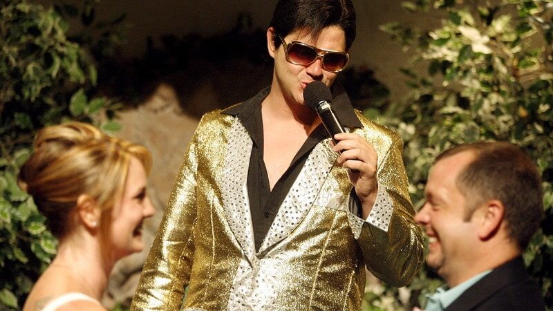 Kapelama u Las Vegasu rečeno da prestanu da koriste Elvisov lik za venčanja 1