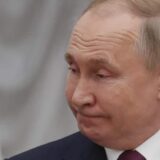 "Putin ne bi napao Ukrajinu da je žena": Boris Džonson tvrdi da je rat savršen primer toksične muškosti 12
