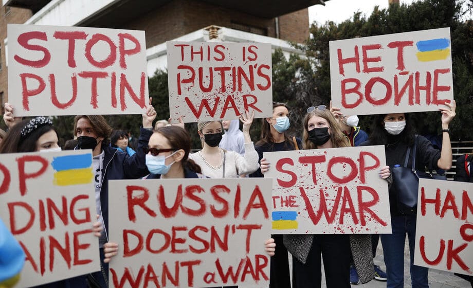 Ruski patrijarh Kiril nazvao protivnike Moskve u Ukrajini silama zla 15