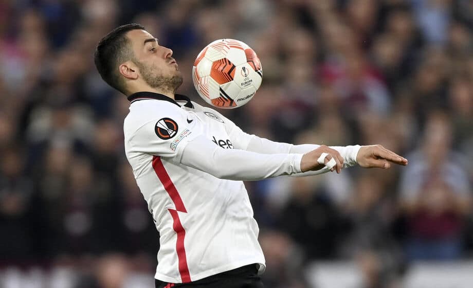 Juventus daje Kostiću 2,5 miliona evra godišnje 1