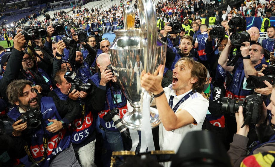 I zvanično: Luka Modrić potpisao novi ugovor sa Realom 1