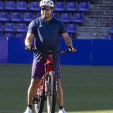 Ronaldo održao obećanje i krenuo biciklom na put dugačak 450 kilometara 9