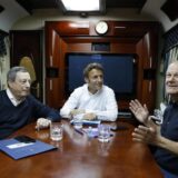 "Evropski ljubitelji žaba, mesnih narezaka i špageta vole da posećuju Kijev": Medvedev o poseti evropskih lidera Ukrajini 1